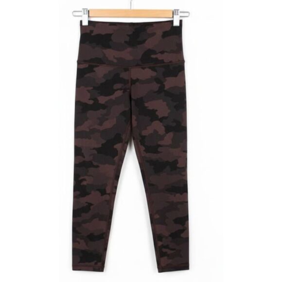Lululemon women size 4 camouflage leggings align black rust brown running - Picture 8 of 8